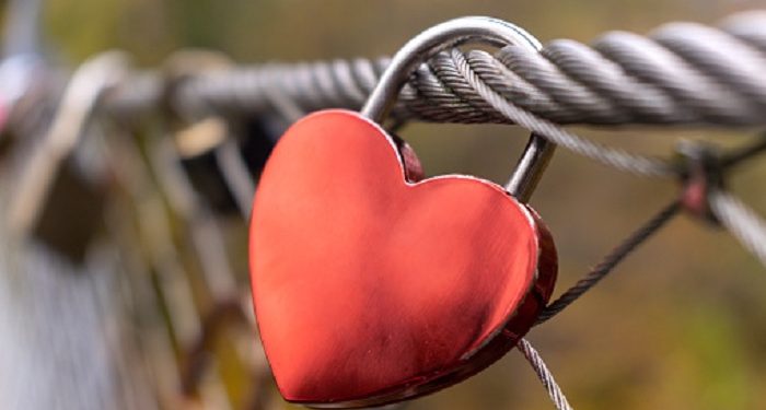 Pasangan Itu Untuk Seumur Hidup