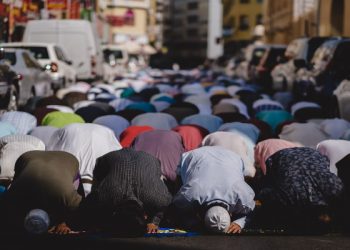 Laksanakanlah shalat dalam kondisi apa pun