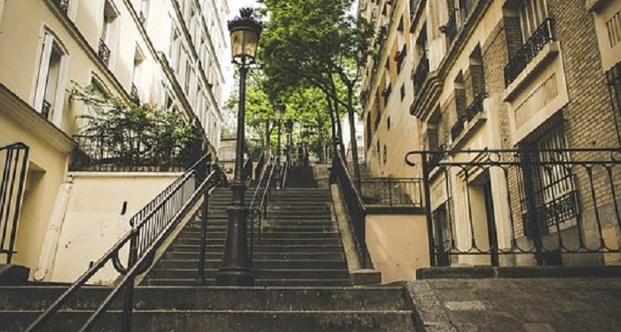 Hijrah Suami Istri dan Pembangunan Peradaban dalam Keluarga