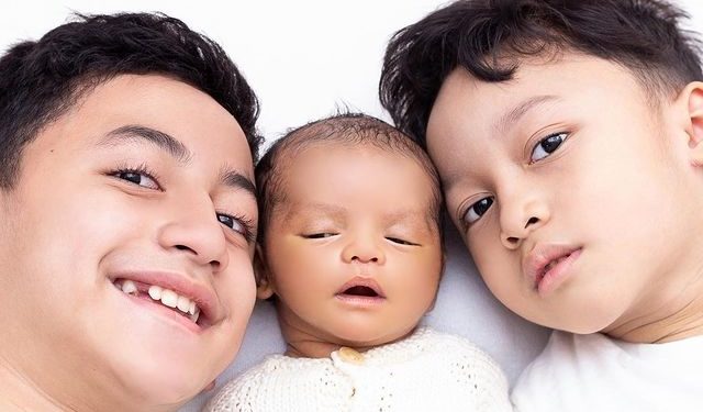 Corry Pamela Ciptakan Bonding dengan Anak Lewat Aktivitas Menyusui