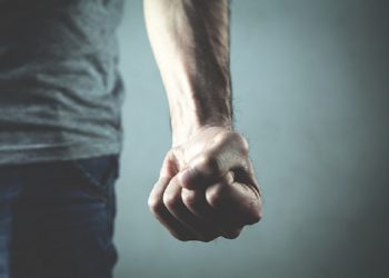 Jangan Bersumpah Untuk Keburukan