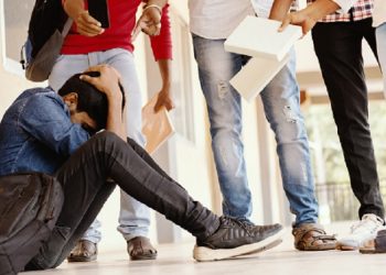 Tips Berdiskusi Kepada Anak Tentang Permasalahan Bullying