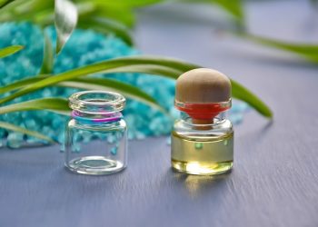 7 Essential Oils untuk Meningkatkan Suplai ASI