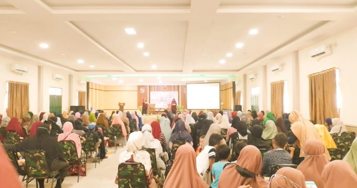 Ratusan Muslimah Padati Pengajian Akbar Muslimah Wahdah Islamiyah Bone