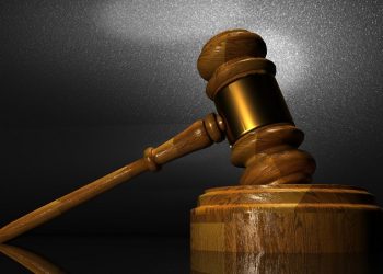 An-Nur Ayat 4-10, Hukuman Bagi Orang yang Menuduh Orang Lain Berzina