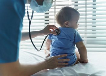 8 Tips Memilih Dokter untuk Anak yang Nyaman