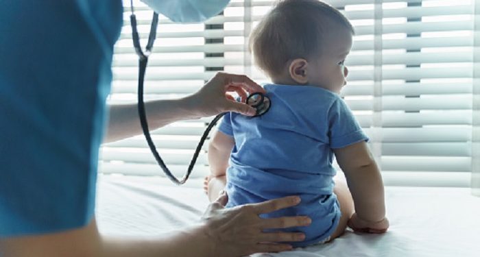 8 Tips Memilih Dokter untuk Anak yang Nyaman