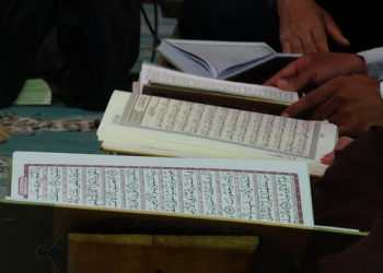 Perumpamaan Orang yang Dekat dengan Al-Quran seperti Wadah Berisi Minyak Kesturi
