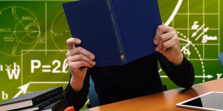 Pendidikan Anak Harus Sukses di Tangan Orangtuanya