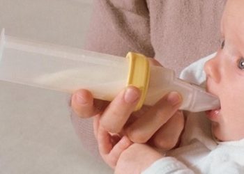 5 Media Pemberian ASI Perah untuk Si Kecil