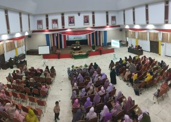 Membantu Program PKK, Muslimah Wahdah Diminta Selalu Mengundang Ibu Camat dalam Kegiatan Seperti Tasyakuran DIROSA