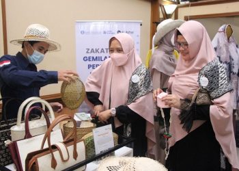 LAZ Al Azhar Hadirkan Produk Unggulan dari Masing-Masing Desa Binaan