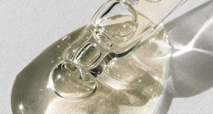 5 Kandungan Skincare untuk Tipe Kulit Kering