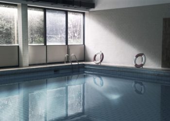 Pelajar Muslimah Minta Lebih Banyak Akomodasi di Syracuse Pools