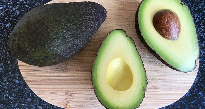 Buah-Buahan yang Baik Diberikan pada Bayi Usia 6 Bulan