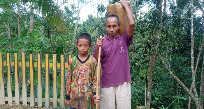 Melihat Langsung Sulitnya Perjuangan Warga Dusun Ngasem Kabupaten Pacitan Mendapatkan Air Bersih