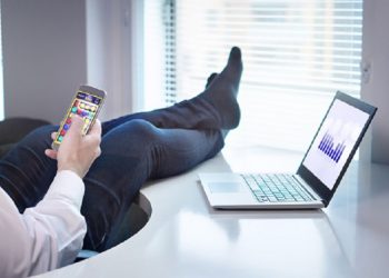 Al-Anbiya' Ayat 1, Dua Penyakit yang Menghalangi Manusia Beribadah