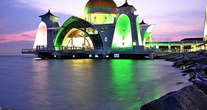 Sejarah Disyariatkannya Azan Hadir Lewat Mimpi Sahabat