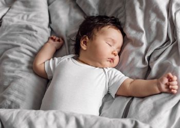 7 Alasan Bayi Lebih Banyak Menghabiskan Waktu untuk Tidur