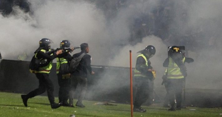 Kandungan Gas Air Mata dan Gejala yang Terjadi pada Tubuh Saat Terpapar