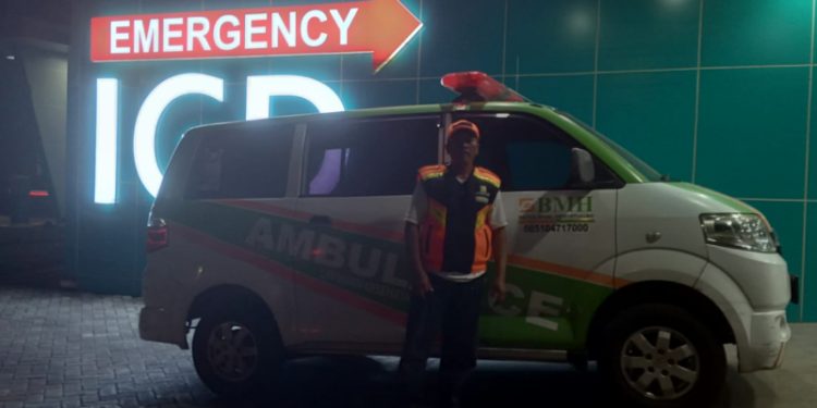 Laznas BMH Siagakan 7 Ambulance untuk Layanan Korban Kanjuruhan