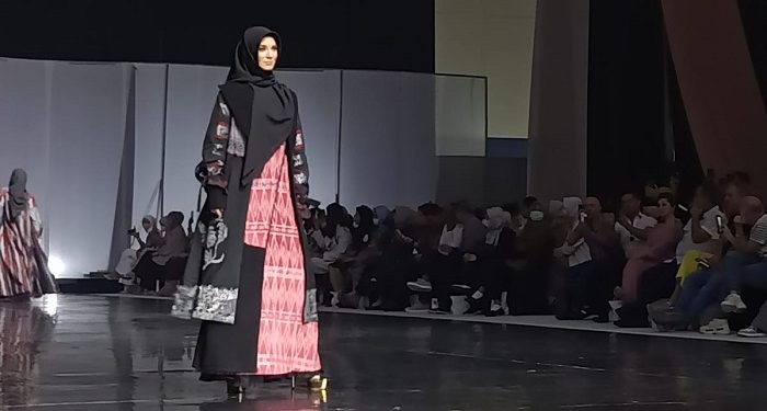 Irna La Perle Heritage: Koleksi Inspirasi Sisi Batas Labuhan untuk JMFW