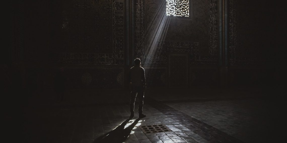 Cara Menerima Ketentuan Allah dengan Ikhlas