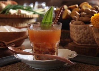 Resep Bajigur, Wedang Hangat Teman Santai Saat Hujan