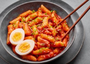 Resep Homemade Tteokbokki Lengkap dengan Saus Gochujang