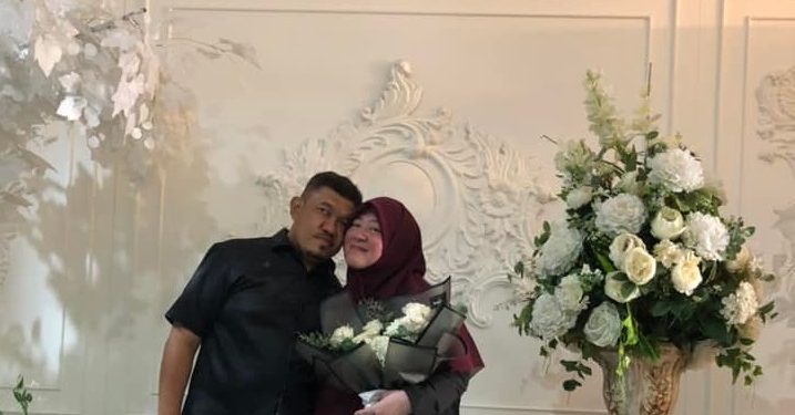 Mam Fifi dan suami