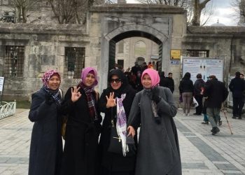 Aku Benci Melihat Kesenioritasan