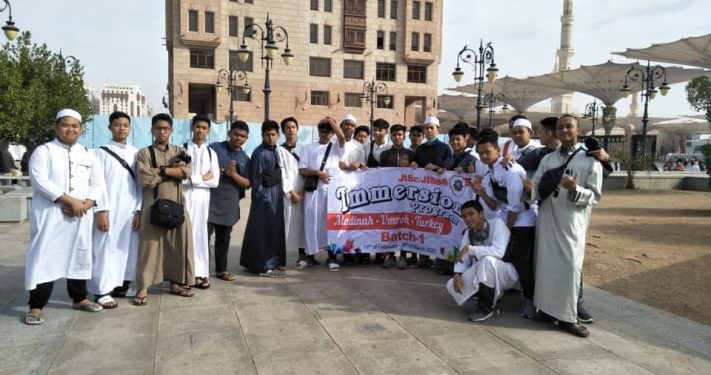 Anak-anak SMU JIBBS Studi di Madinah