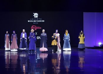 Intip Koleksi Opie Ovie Angkat Tema Merona Senja di JMFW 2023