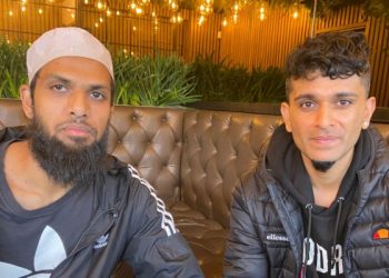 Seorang Muslim Menyelamatkan Pria Hindu saat Kerusuhan di Leicester