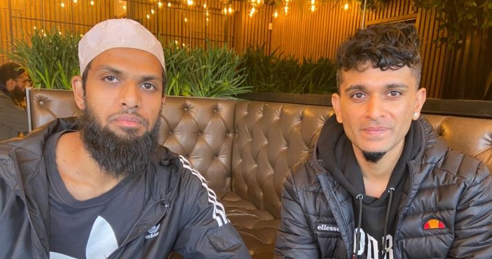 Seorang Muslim Menyelamatkan Pria Hindu saat Kerusuhan di Leicester