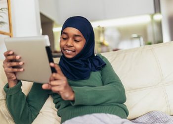 Waspadalah dari Kegagalan Pendidikan Akhlak kepada Anak