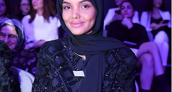 Intip Gaya Hijab Halima Aden, Supermodel Hijab Pertama di Dunia