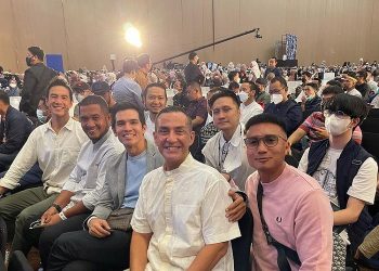 Didoakan Mualaf, Ini Momen Daniel Mananta Ikuti Kajian Islam