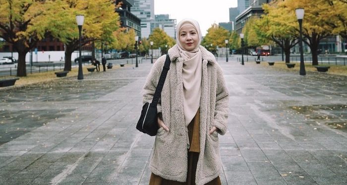 Liburan ke Jepang, Intip Outfit Simpel dan Stylish Natasha Rizky
