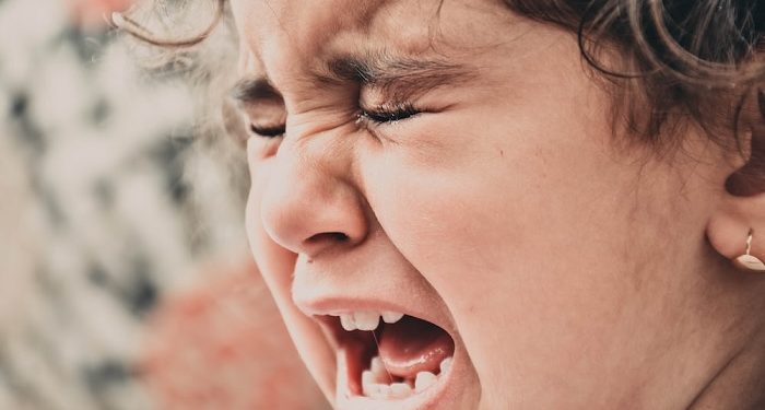 Penyebab Anak Tantrum dan Cara Mengatasinya