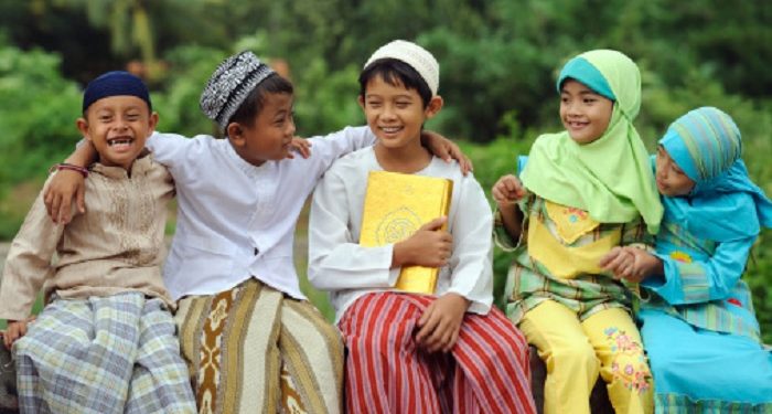 Manfaat Anak Berkawan dengan Anak-Anak yang Shaleh