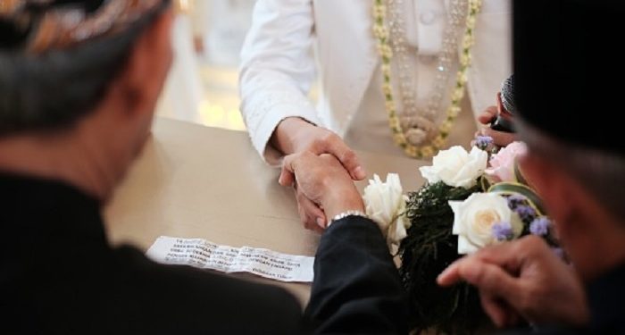 Peran Suami Sebagai Pemimpin Keluarga