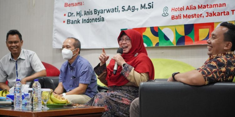 Sosialisasikan Penggunaan QRIS Bersama BI, Anis Dukung Peningkatan Pembayaran Non Tunai
