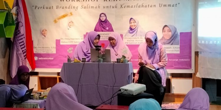 Salimah Kalbar Perkuat Branding melalui Workshop Kehumasan