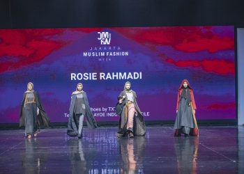 Koleksi Busana Rosie Rahmadi di JMFW Terinspirasi dari Filosofi Kopi