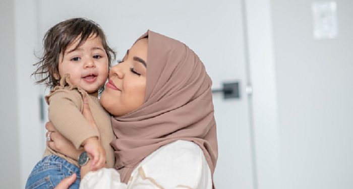 Menjadi Istri dan Ibu yang Berkepribadian Kokoh