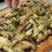 Resep Pizza Jamur Krispi yang Renyah dan Gurih