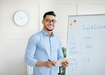 Etika Guru dalam Mengajarkan Ilmu Kepada Murid-Muridnya