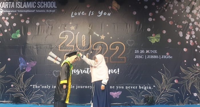 Didiklah Anakmu Sesuai dengan Zamannya dan Sejak Dia Masih Kecil