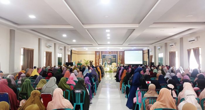 Angka Perceraian di Bone Meningkat, Muslimah Wahdah Islamiyah Gelar Gema Majelis Taklim untuk Para Ibu
